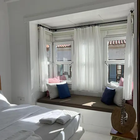 B House Alacati Cesme